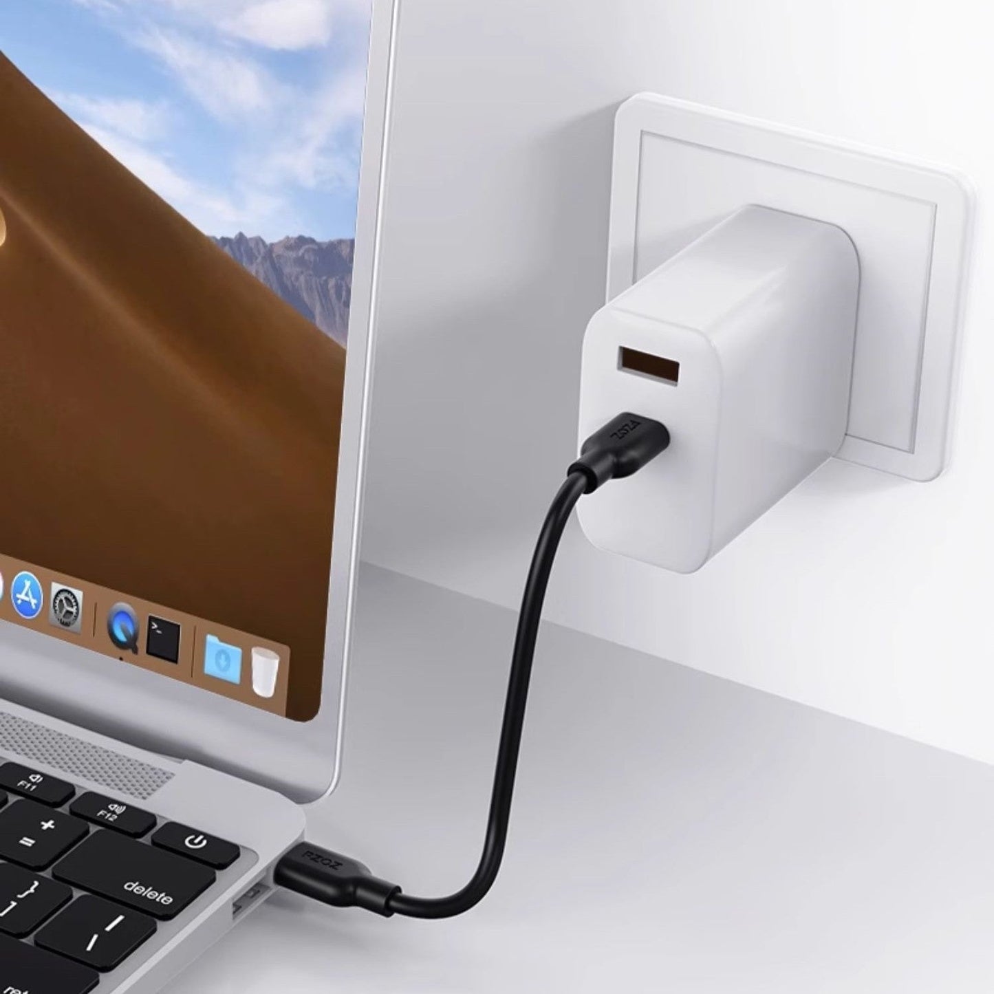 Sleek Card Style Portable Travel Storage and Cable - ChunkCase